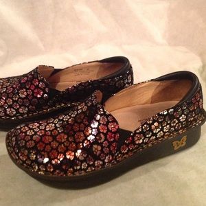 Algeria Floral Leather Mule Wedge